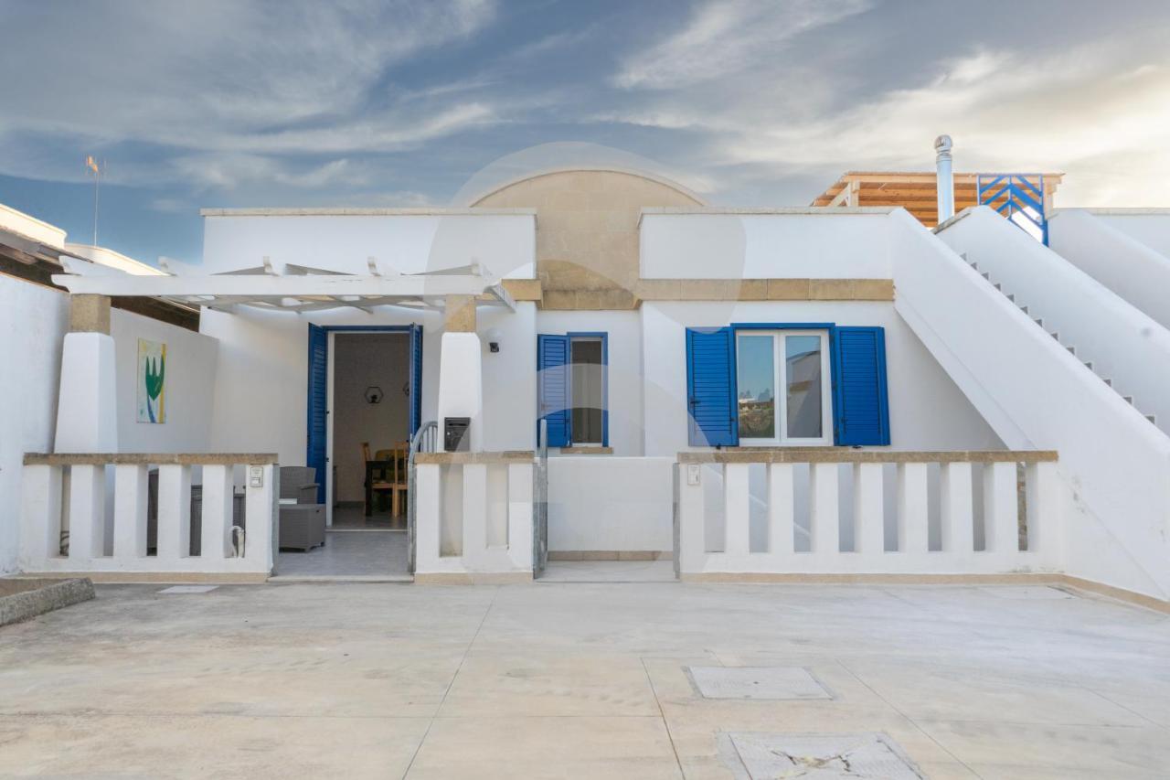 La Casa Celeste Di Paf Torre Suda Exterior photo